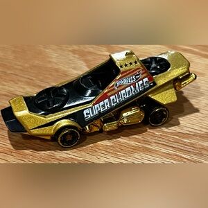 Hot Wheels Hover and Out Super Chrome Gold Variant 2017 Toy Car